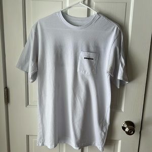 Patagonia tee shirt Men’s or Women’s size small